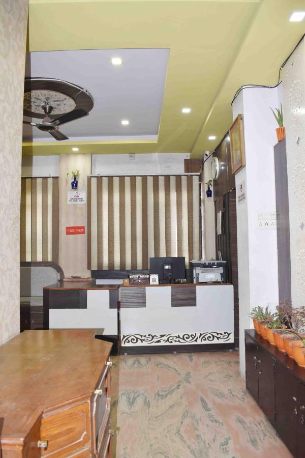 Hotel Mrk Varanasi Exterior photo